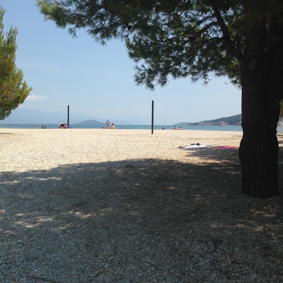 Chill Out Beach Apartments Traù Esterno foto